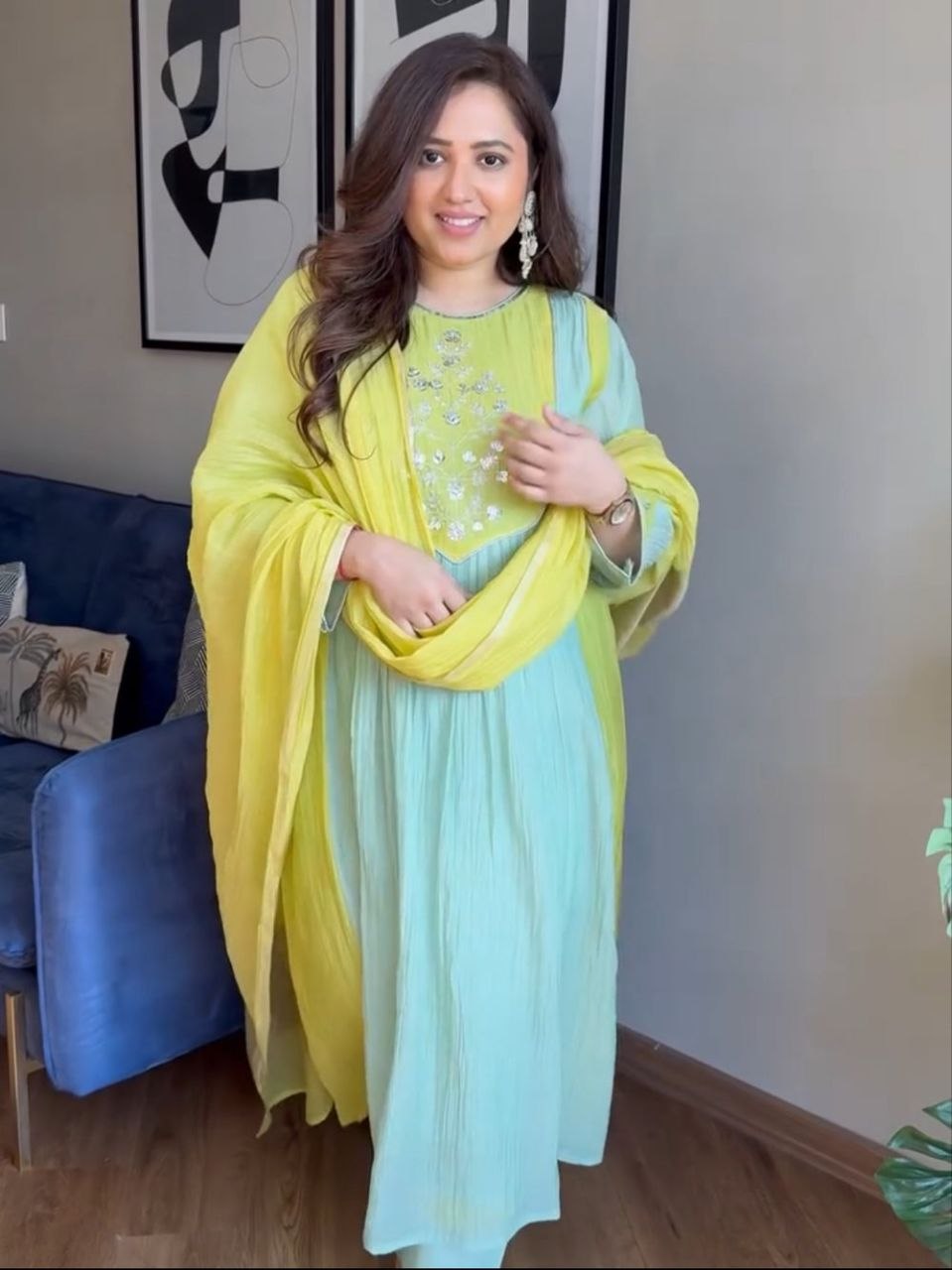 Đěsigner Festival Special Pure Mul Chanderi With Jequard Wiving Lagadi Duppata  & Pent Suit Set