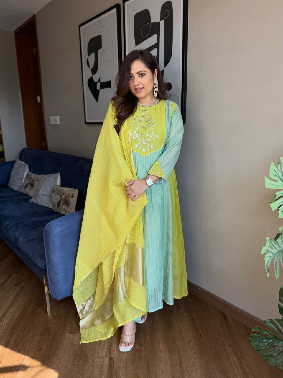 Đěsigner Festival Special Pure Mul Chanderi With Jequard Wiving Lagadi Duppata  & Pent Suit Set